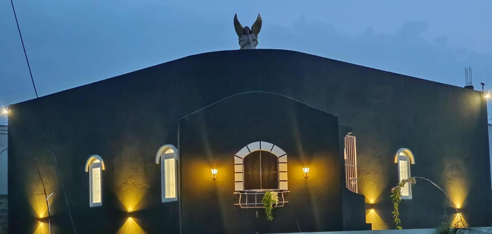 Caveman Guest House ポンディシェリ エクステリア 写真